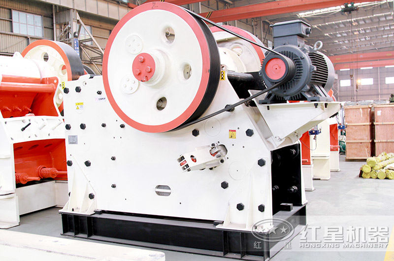 鄂式破碎机 鄂式破碎机