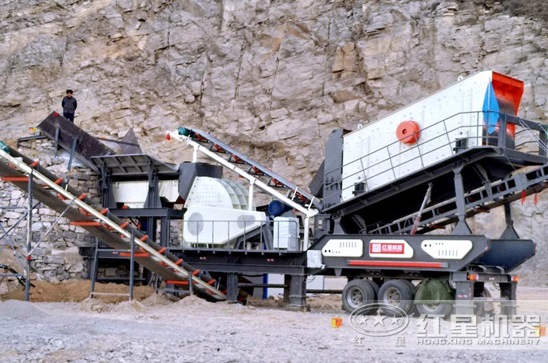 移动pcz重锤式粉碎机作业现场 移动pcz重锤式粉碎机作业现场